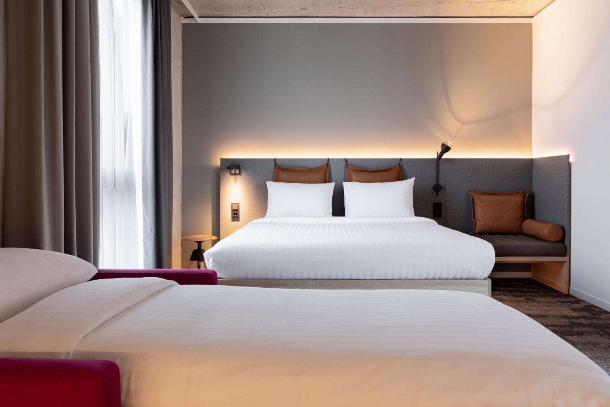Moxy Outletcity Metzingen เมทซิงเงน ภายนอก รูปภาพ